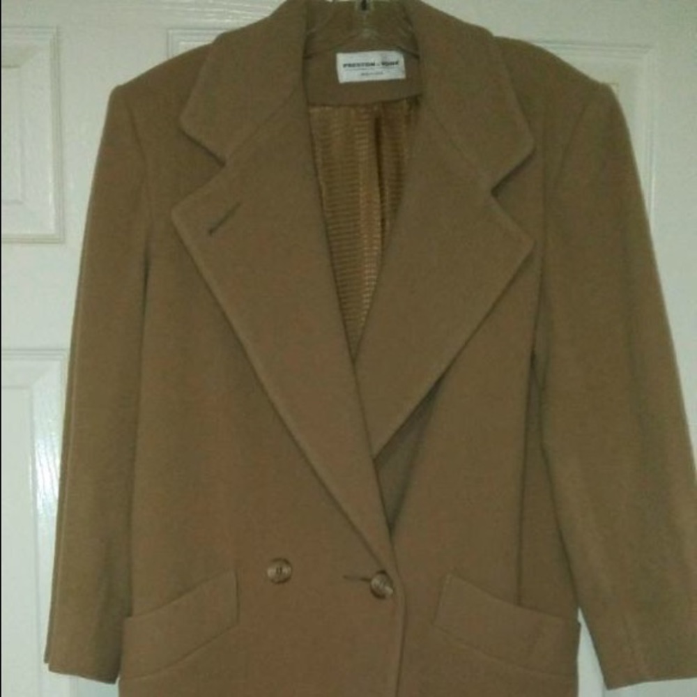 Coat - Picture 4 of 5